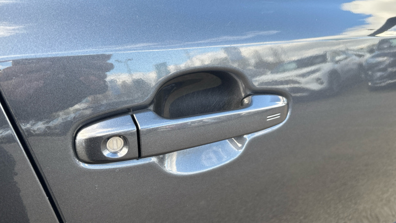 Toyota C-HR 1.8 Hybrid Design 5dr CVT Hybrid Hatchback